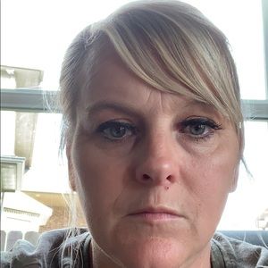 Meet your Posher, Laurie